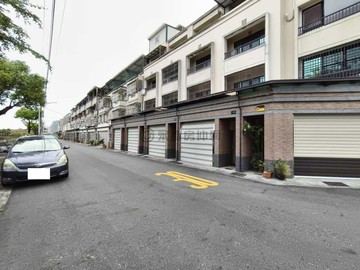 湖內區首選・社區型優質車庫透天別墅｜高雄市湖內區福生五街