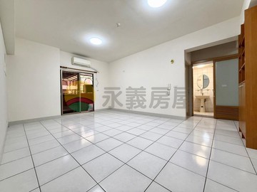 左營巨蛋裕誠商圈超大三房平車｜高雄市左營區裕誠路