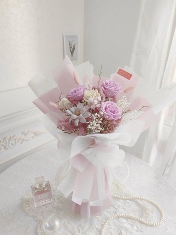 浪漫紫永生玫瑰花束