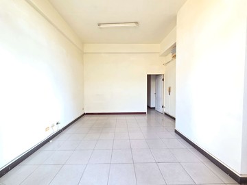 水湳經貿/陳平國小旁8米活路雙車位樓店｜台中市北屯區敦化路一段