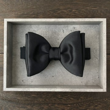 BOWTIE SPECIMENS: Classic Butterfly – 黑色純色緞面