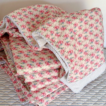 Rosie Pop 夏季毛毯