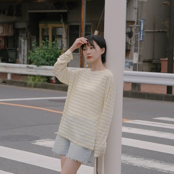 QUEENSHOP_S 女裝 長袖 簡約條紋透膚寬版長袖上衣 三色售 現+預 【01099653】