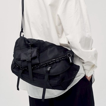 免運+開發票 新款日系斜挎包男潮牌工裝休閑單肩包運動機能郵差包女大容量背包