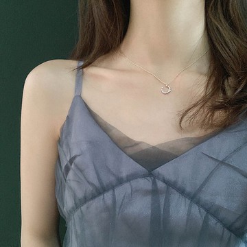 月彎彎簡約氣質月牙925純銀項鏈女潮網紅冷淡風吊墜鎖骨鏈毛衣鏈