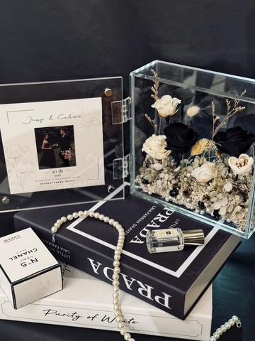 永恆之約 永生花相框 可客製放入相片、指定色系 情人節 情侶