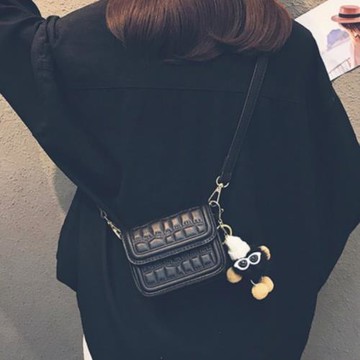 法國ZAMP洋氣迷你小包包女2026新款小眾爆款百搭單肩斜挎口紅包女