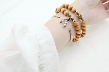 台灣檜木手串42粒8mm-長壽多福(紫)|用實木球珠手鍊創想美好月日