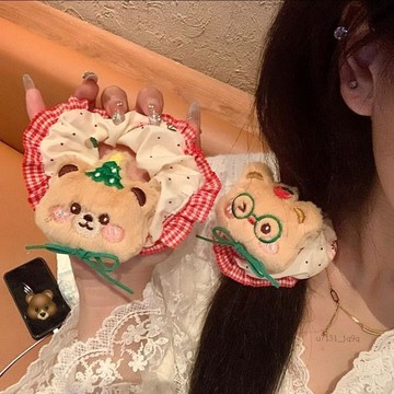 ins新年聖誕可愛毛絨小熊胸髮圈學生禮物情侶閨蜜可愛小熊髮圈