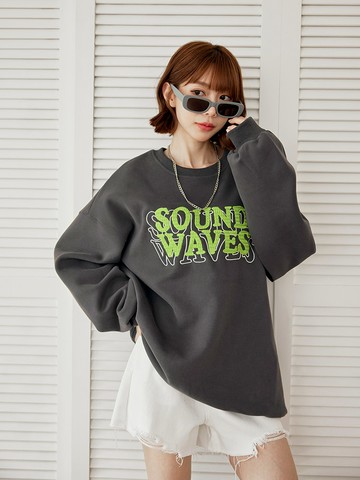 休閒立體造型文字長袖大學T