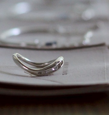 森林中的一片海 赫基蒙裸鑽 純銀戒指 / 禮物包裝