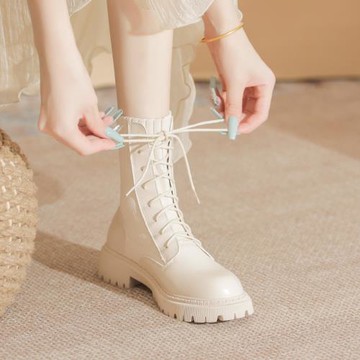 馬丁靴女薄款2025年秋冬新款系帶瘦瘦靴子白色粗跟短靴女春秋單靴
