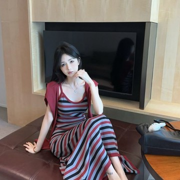 🎇夏季爆款🎇 法式氣質條紋收腰顯瘦吊帶辣妹連衣裙披肩時尚早秋新款兩件套裝女