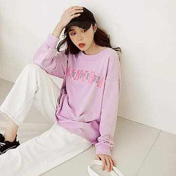 棉質字母印花交錯後片寬版長袖上衣-OB大尺碼