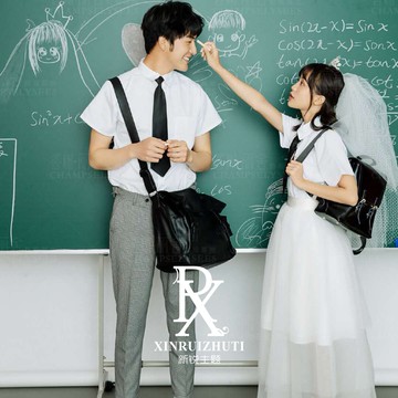 影樓婚紗店拍照情侶主題婚紗文藝青春學院學生清新風教室寫真