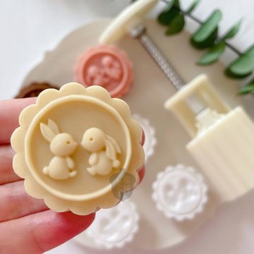 橡樹果子50g中秋節小兔子月餅模卡通玉兔3花片中式糕點模綠豆糕模