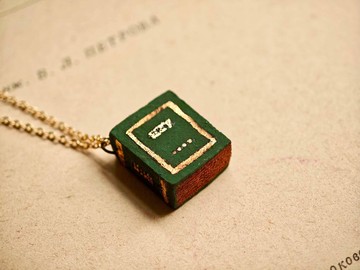 綠色復古小書針孔擴香陶項鍊