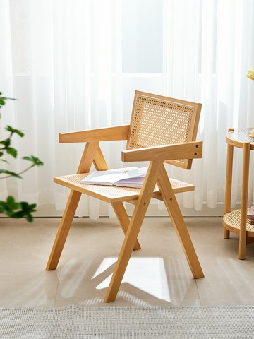 優樂悅~餐椅昌迪加爾椅藤編扶手椅陽臺侘寂風書房靠背椅子家用原木書桌椅