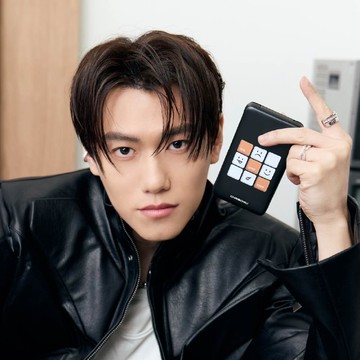 CHRISCHIU表情按鍵雙線快充10000mAh行動電源