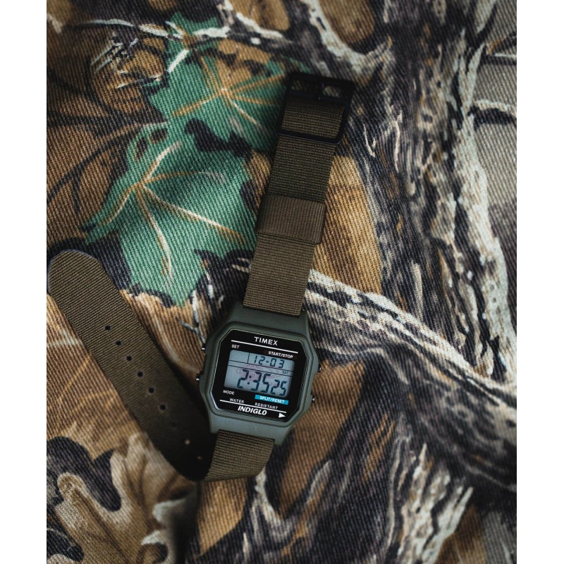 TIMEX × BEAMS 別注 MILITARY DIGITAL WATCH