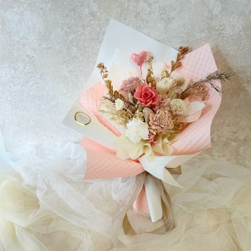 *晨霧玫光* 永生花束 情人節花束 畢業花束 母親節花束 香氛花束