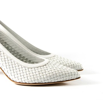 義大利真皮純色編織尖頭跟鞋