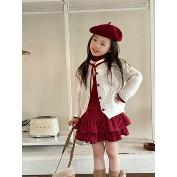 【四口甜】台灣現貨秋冬新款 聖誕過年紅色系兒童童裝 90-150男女寶寶 中小童  紅色波點針織外套 蛋糕裙