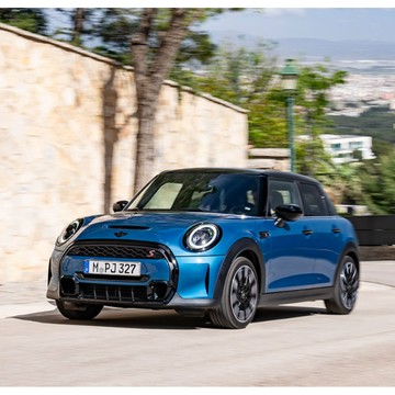 高雄門市 台灣製造 MINI Clubman Hatch Paceman 晴雨窗  汽車 遮陽 3M背膠 防止飄雨