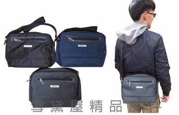 限時 滿3千賺10%點數↘ | ~雪黛屋~KAWAKSAKI 斜側包台灣製造二層主袋可放10吋電腦高單數防水尼龍布+皮革隨身物品專用 HKA207