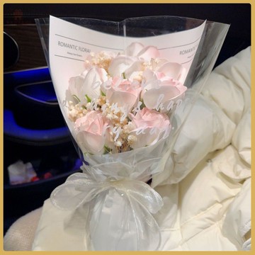 爆款熱推💖全臺免運  畢業花束 永生花碎冰藍玫瑰花束小衆風送女友閨蜜仿真香皂花情人節生日禮物 JMO2