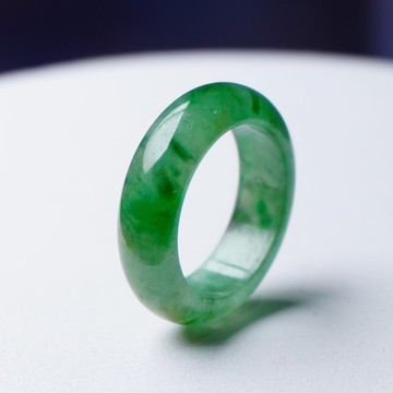 冰飄綠花翡翠戒指戒圈 | 國際11圍 | 天然緬甸玉翡翠A貨 | 送禮