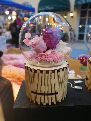 手工製作 自家設計 永生花手搖木音樂盒 生日禮物 保鮮花 不凋花