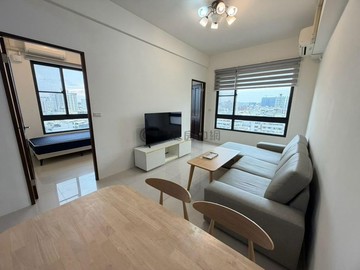 正東區復興學區連建自由高樓採光兩房平車｜台南市東區自由路三段