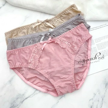 ❤️Vivy peach❤️女生內褲 三角褲 精品內褲 女神內褲 超美蕾絲褲 顯白 內褲 三角褲 爆款內褲 16370