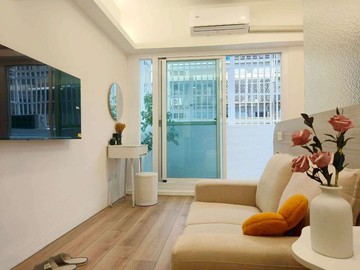 高雄站前商圈翻新超優陽台套房｜高雄市三民區忠孝一路