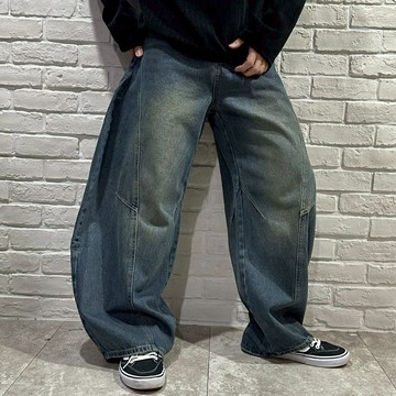 TOP_KOREA 水洗舊藍彎刀牛仔褲 J1668