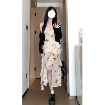 氣質碎花蝴蝶吊帶裙女2025春夏新款不規則開叉修身連衣裙兩件套裝