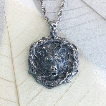 銀熊吊墜。熊吊墜。銀熊首飾。熊飾品。熊首飾。