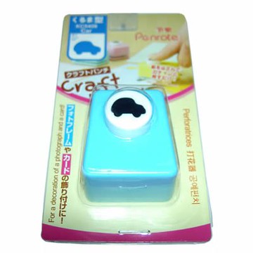 【文具通】筆樂KC5408造型打孔機 汽車 L5080452【領券滿額再折千12/31止】