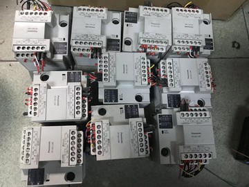拆機松下PLC FP-X0L14R-F 九五新功能包好