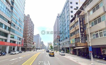 高雄車站-九如二路上電梯透天店面｜高雄市三民區九如二路