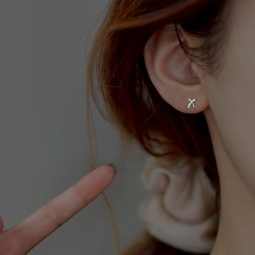 [December 現貨]耳釘 925銀耳釘 耳環 養耳洞小巧耳飾 耳釘女 純銀耳釘 鑲鑽耳釘 耳飾 飾品