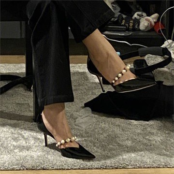 香港珍珠中空高跟鞋女2025春秋季網紅尖頭真漆皮法式細跟淺口單鞋