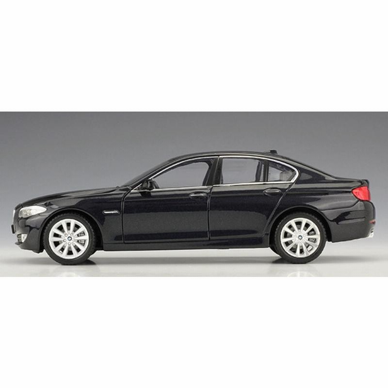 1/24 BMW 535i ミニカー 模型 合金 モデルカー 3カラー | LINE