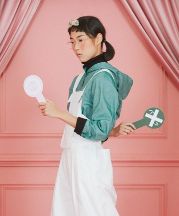 超寬鬆連帽襯衫 (背後附金屬環)