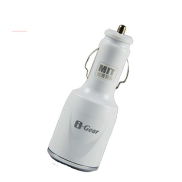 i-Gear 雙IC控流  3.1A大電流 雙USB 車用充電器(白)