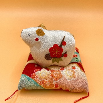 【招福干支】開運干支 生肖牛 緣起物 精緻白牛