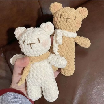 隔日達🎀手工DIY鈎針料包掛件編織冰條綫小熊玩偶現成品送女友情人節禮物毛綫手工編織DIY材料包 鈎針手作禮物 手工毛綫編
