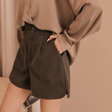 絨面打褶雙釦短褲-咖【KT201309】