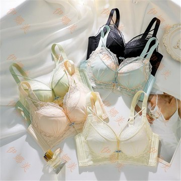 【臺灣出貨👙】純欲撞色蕾絲內衣女加厚手掌拖小胸聚攏顯大胸罩四排扣調整型文胸【伊娜美】